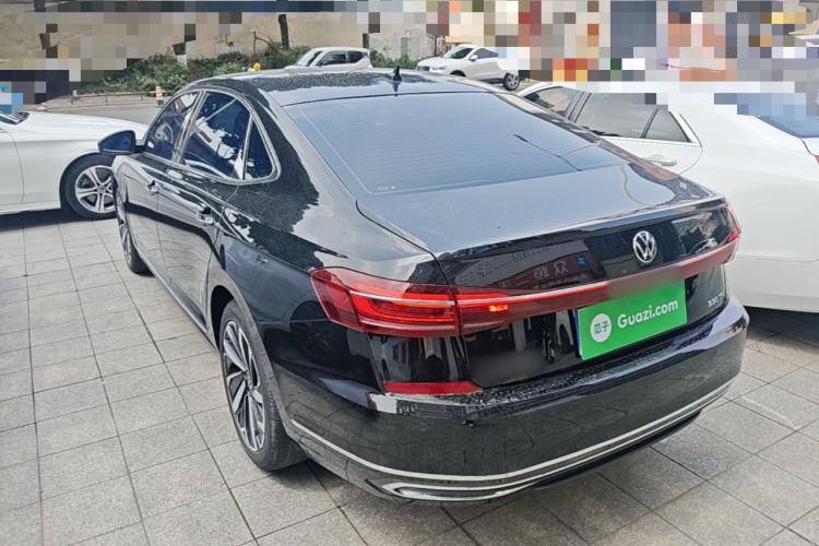 Used Volkswagen Passat 2022 330TSI Starry Elite Edition Rear Left 45 Deg