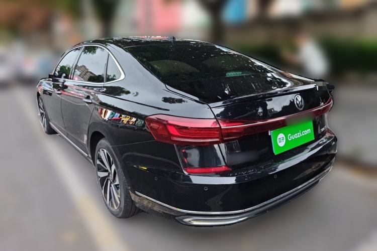 Used Volkswagen Passat 2022 330TSI Luxury Edition Rear Left 45 Deg