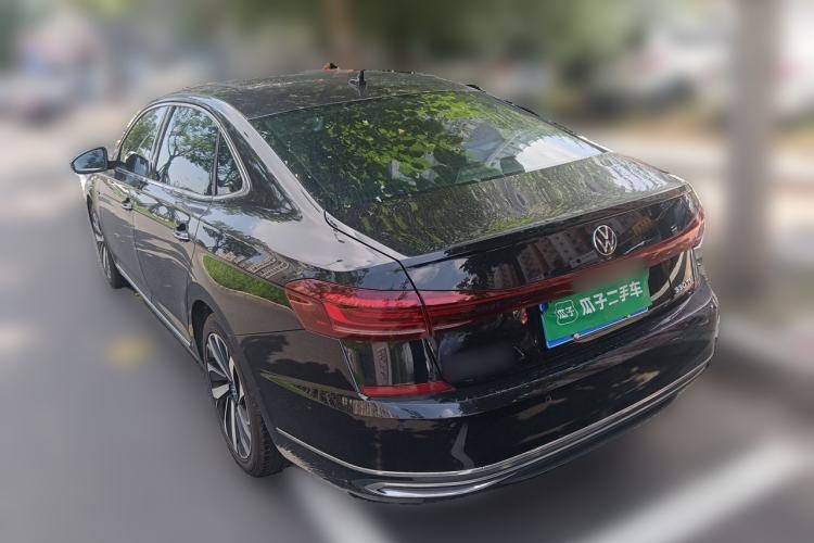 Used Volkswagen Passat 2022 330TSI Luxury Edition Rear Left 45 Deg