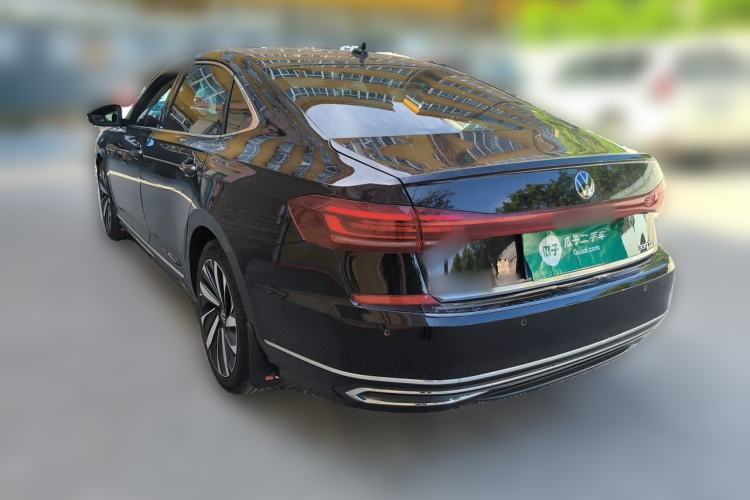 Used Volkswagen Passat 2022 330TSI Starry Elite Edition Rear Left 45 Deg