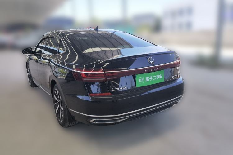 Used Volkswagen Passat 2022 330TSI Luxury Edition Rear Left 45 Deg