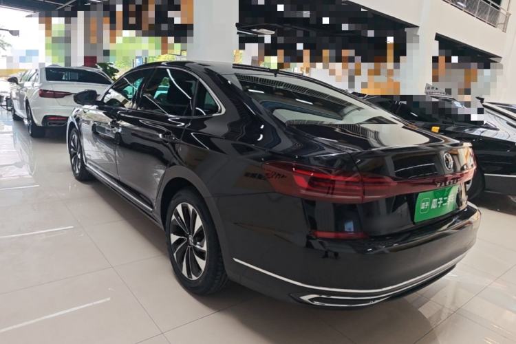 Used Volkswagen Passat 2022 330TSI Starry Elite Edition Rear Left 45 Deg