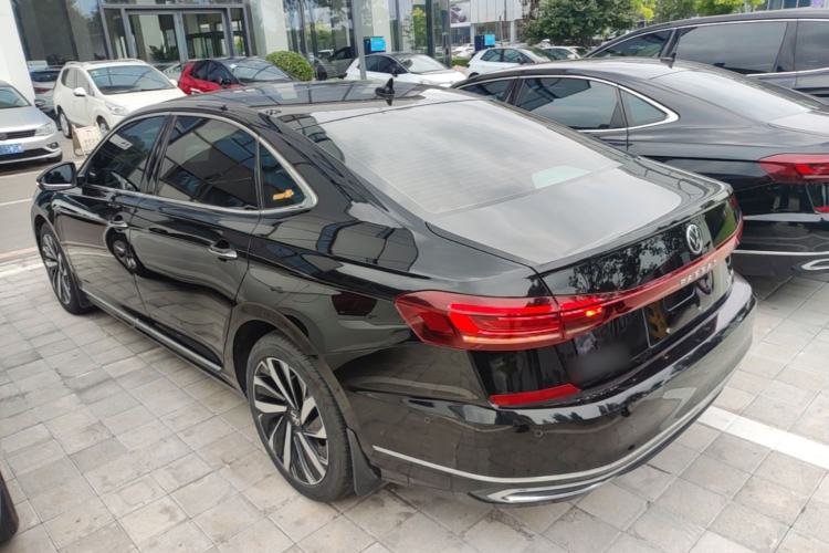 Used Volkswagen Passat 2022 330TSI Luxury Edition Rear Left 45 Deg