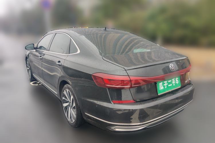 Used Volkswagen Passat 2022 380TSI Flagship Edition Rear Left 45 Deg