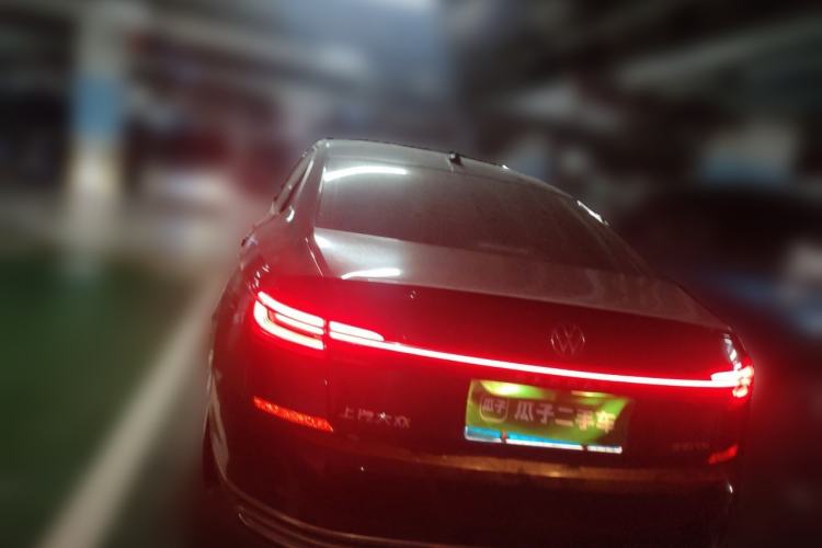 Used Volkswagen Passat 2022 330TSI Luxury Edition Rear Left 45 Deg