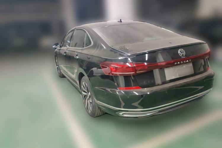 Used Volkswagen Passat 2022 330TSI Starry Elite Edition Rear Left 45 Deg
