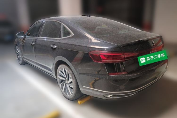 Used Volkswagen Passat 2022 330TSI Starry Luxury Edition Rear Left 45 Deg