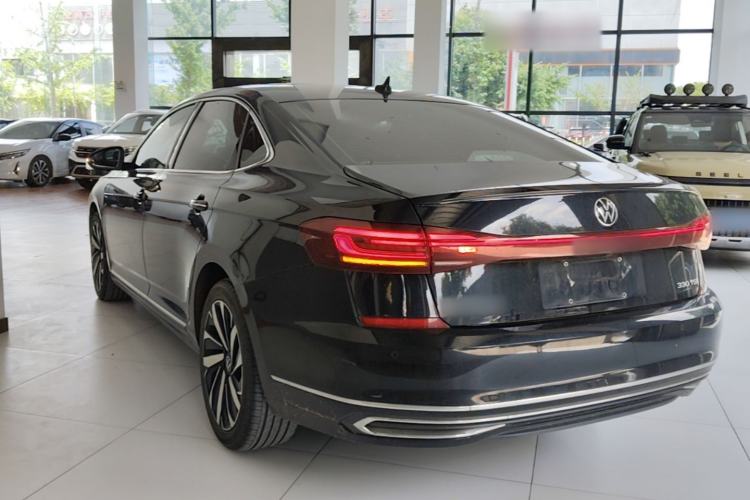 Used Volkswagen Passat 2022 330TSI Luxury Edition Rear Left 45 Deg