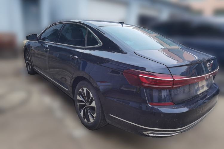 Used Volkswagen Passat 2022 330TSI Starry Elite Edition Rear Left 45 Deg