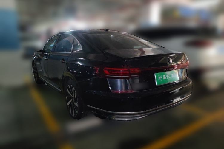 Used Volkswagen Passat 2022 330TSI Starry Elite Edition Rear Left 45 Deg