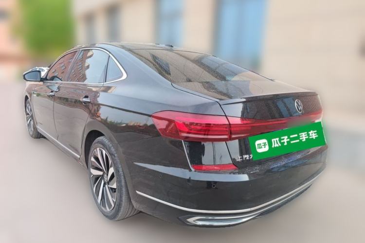 Used Volkswagen Passat 2022 330TSI Luxury Edition Rear Left 45 Deg