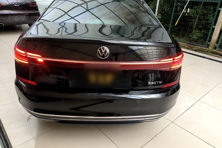Used Volkswagen Passat 2022 330TSI Luxury Edition Rear