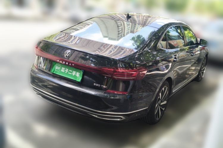 Used Volkswagen Passat 2022 330TSI Starry Elite Edition Rear Right 45 Deg