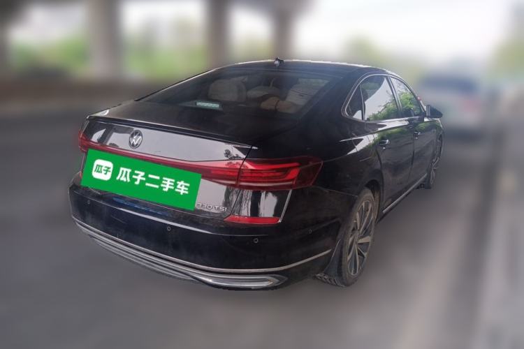 Used Volkswagen Passat 2022 330TSI Luxury Edition Rear Right 45 Deg