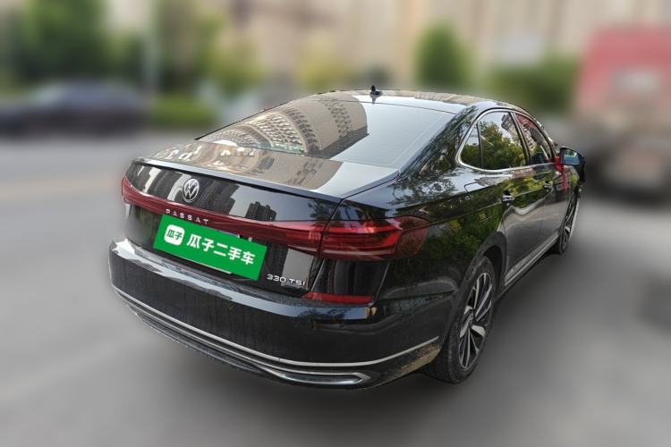 Used Volkswagen Passat 2022 330TSI Starry Luxury Edition Rear Right 45 Deg