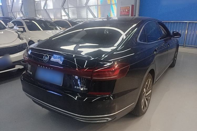 Used Volkswagen Passat 2022 330TSI Starry Luxury Edition Rear Right 45 Deg