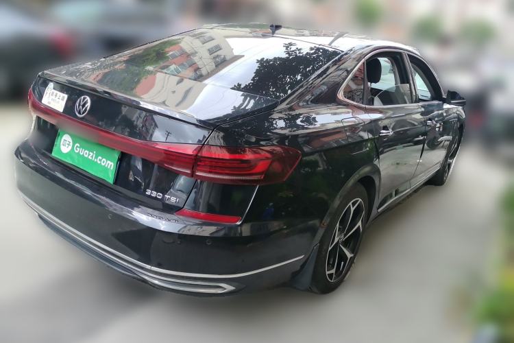 Used Volkswagen Passat 2022 330TSI Starry Luxury Edition Rear Right 45 Deg