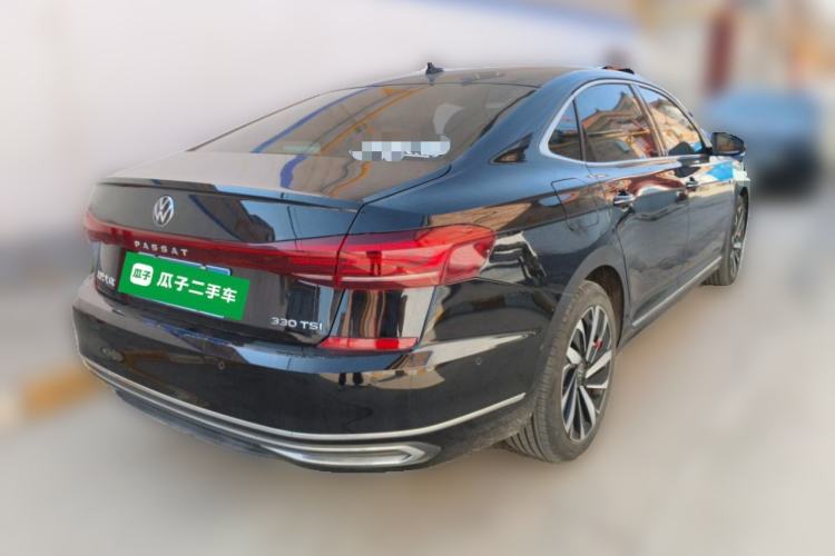 Used Volkswagen Passat 2022 330TSI Starry Luxury Edition Rear Right 45 Deg