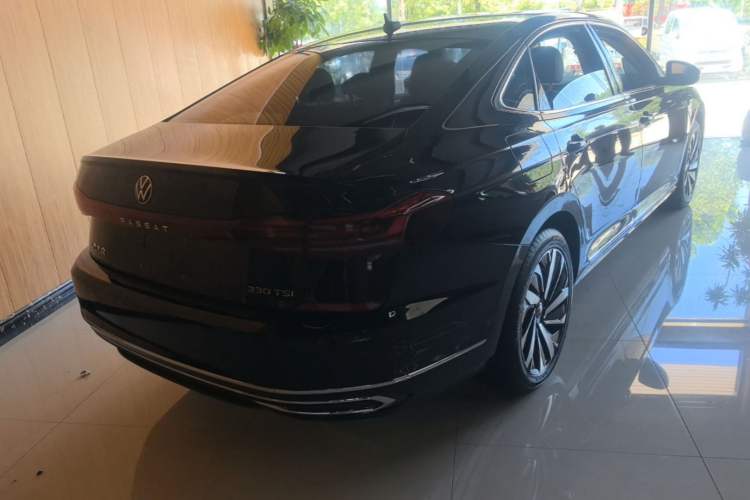 Used Volkswagen Passat 2022 330TSI Elite Edition Rear Right 45 Deg