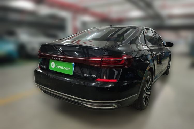 Used Volkswagen Passat 2022 330TSI Luxury Edition Rear Right 45 Deg