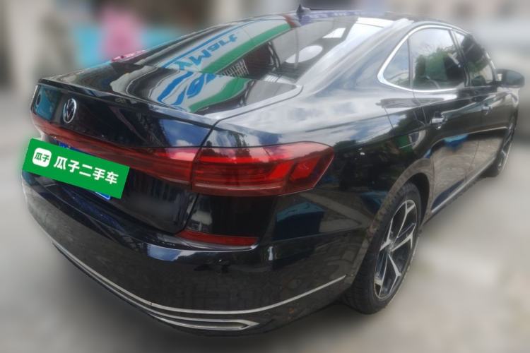 Used Volkswagen Passat 2022 330TSI Starry Elite Edition Rear Right 45 Deg