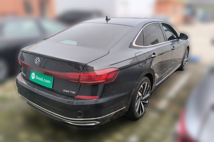 Used Volkswagen Passat 2022 330TSI Starry Elite Edition Rear Right 45 Deg