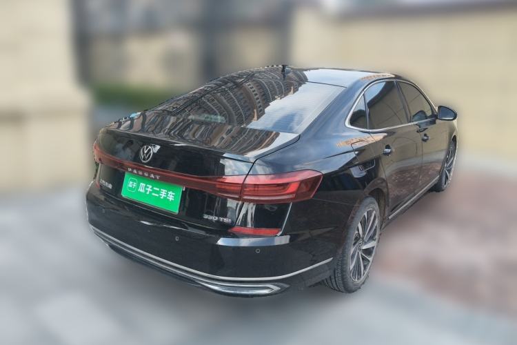 Used Volkswagen Passat 2022 330TSI Starry Elite Edition Rear Right 45 Deg