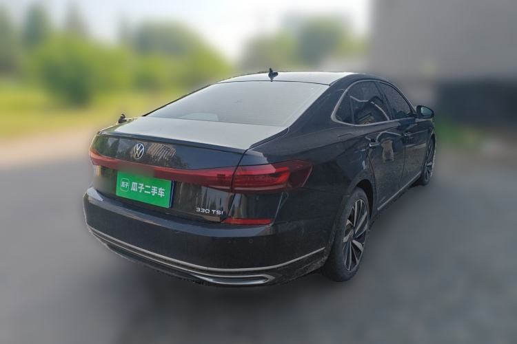 Used Volkswagen Passat 2022 330TSI Starry Luxury Edition Rear Right 45 Deg