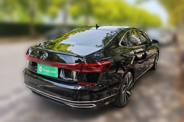 Used Volkswagen Passat 2022 330TSI Starry Luxury Edition Rear Right 45 Deg