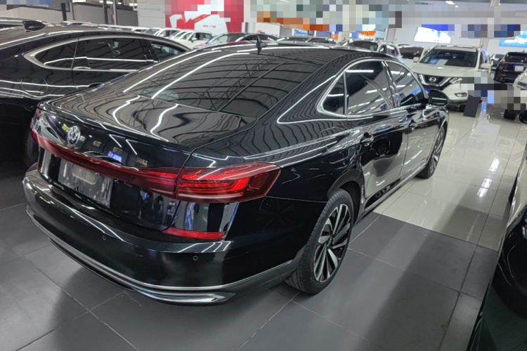 Used Volkswagen Passat 2022 330TSI Starry Elite Edition Custom Version Rear Right 45 Deg