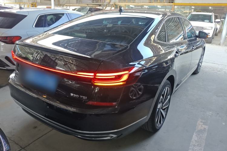 Used Volkswagen Passat 2022 330TSI Starry Luxury Edition Rear Right 45 Deg