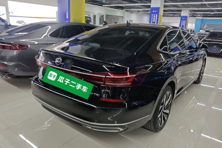 Used Volkswagen Passat 2022 330TSI Starry Luxury Edition Rear Right 45 Deg