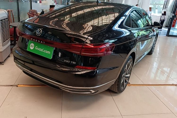 Used Volkswagen Passat 2022 330TSI Starry Luxury Edition Rear Right 45 Deg