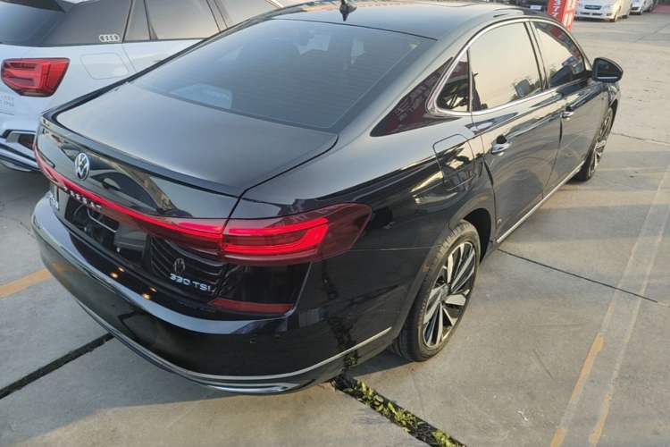 Used Volkswagen Passat 2022 330TSI Luxury Edition Rear Right 45 Deg