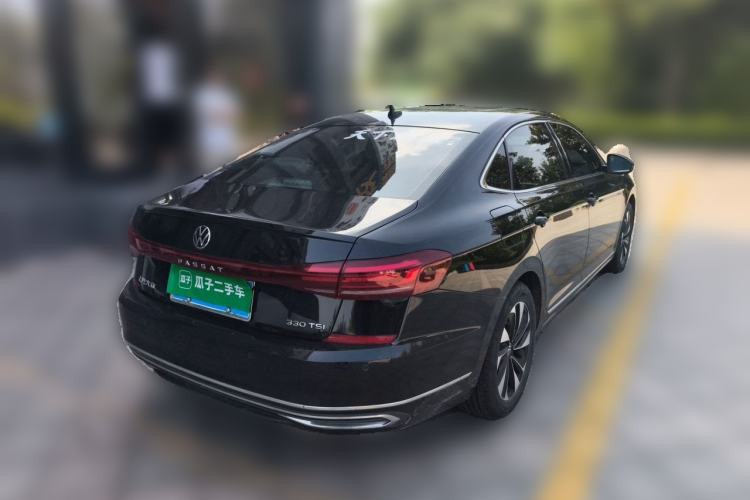 Used Volkswagen Passat 2022 330TSI Starry Elite Edition Rear Right 45 Deg