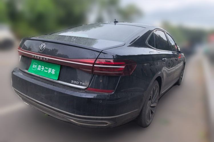 Used Volkswagen Passat 2022 330TSI Starry Luxury Edition Rear Right 45 Deg
