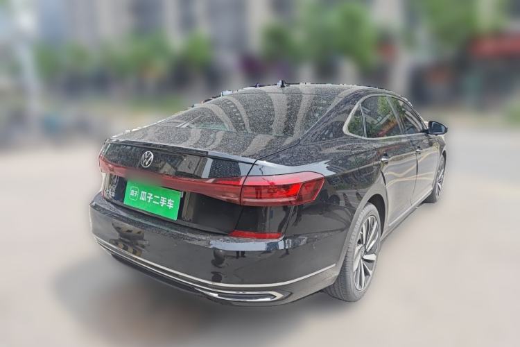 Used Volkswagen Passat 2022 330TSI Starry Luxury Edition Rear Right 45 Deg