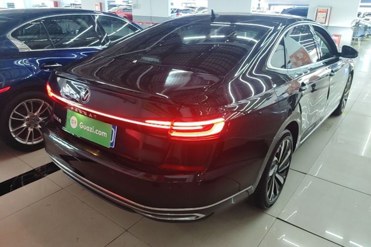 Used Volkswagen Passat 2022 330TSI Elite Edition Rear Right 45 Deg