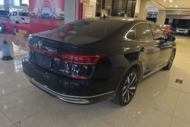 Used Volkswagen Passat 2022 330TSI Elite Edition Rear Right 45 Deg