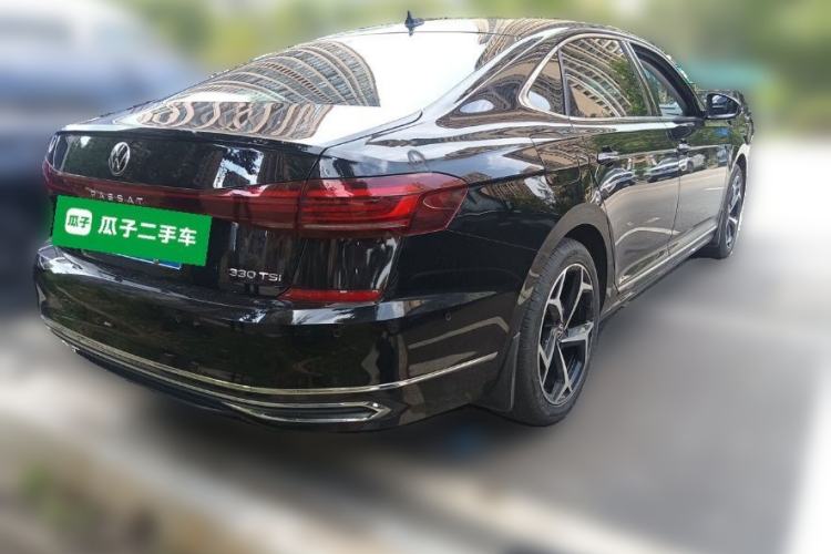 Used Volkswagen Passat 2022 380TSI Luxury Edition Rear Right 45 Deg