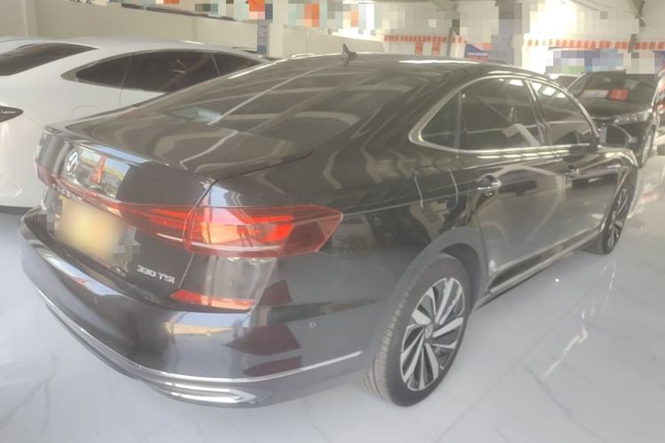 Used Volkswagen Passat 2022 330TSI Starry Luxury Edition Rear Right 45 Deg