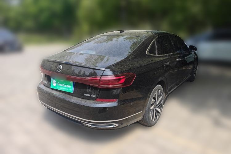 Used Volkswagen Passat 2022 330TSI Luxury Edition Rear Right 45 Deg