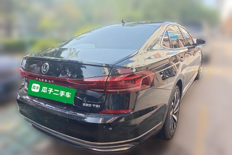 Used Volkswagen Passat 2022 330TSI Starry Luxury Edition Rear Right 45 Deg