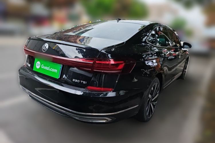Used Volkswagen Passat 2022 330TSI Luxury Edition Rear Right 45 Deg