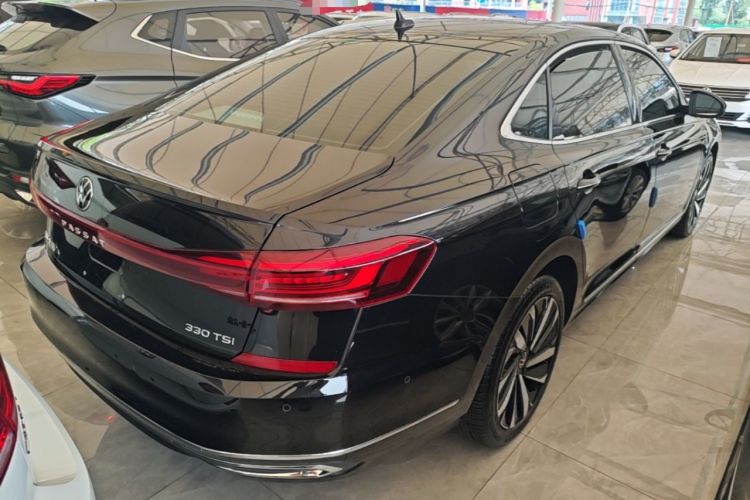 Used Volkswagen Passat 2022 330TSI Starry Luxury Edition Rear Right 45 Deg