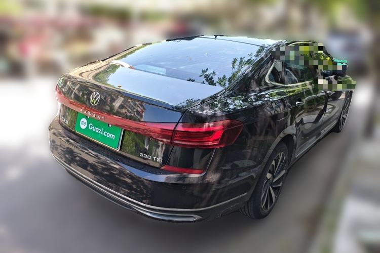 Used Volkswagen Passat 2022 330TSI Starry Luxury Edition Rear Right 45 Deg