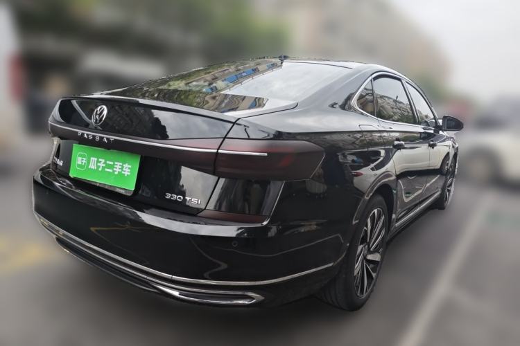 Used Volkswagen Passat 2022 330TSI Starry Elite Edition Rear Right 45 Deg