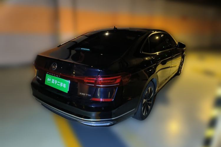Used Volkswagen Passat 2022 330TSI Starry Elite Edition Rear Right 45 Deg