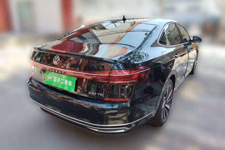 Used Volkswagen Passat 2022 330TSI Starry Elite Edition Rear Right 45 Deg