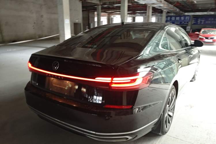 Used Volkswagen Passat 2022 330TSI Elite Edition Rear Right 45 Deg